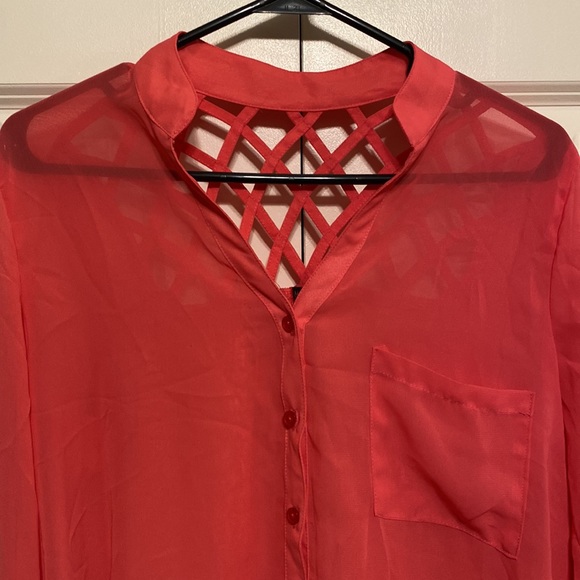 Nollie Lattice Back Button Down Roll Tab Blouse - Picture 3 of 5